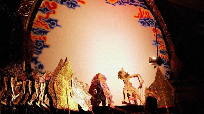 Arti weton Minggu Legi menurut Primbon Jawa. Foto: Pentas Wayang Kulit Dinas Kebudayaan Provinsi DIY via budaya.jogjaprov.go.id