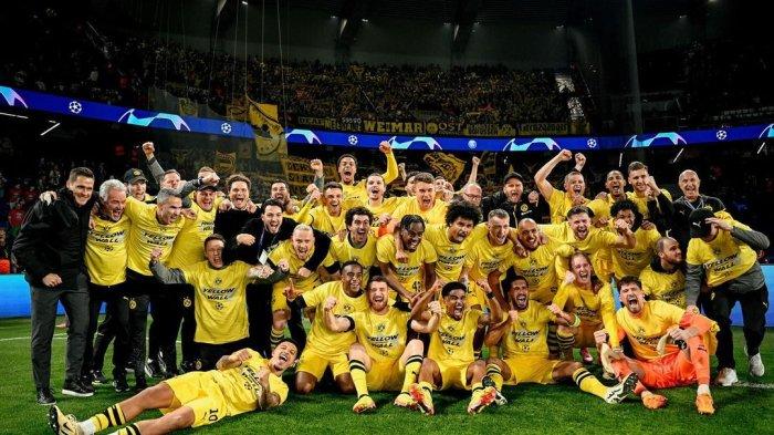 Foto bersama Borussian Dortmund usai berhasil ke final Liga Champions