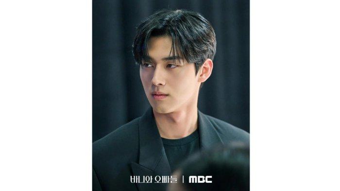 Hong Min Gi dalam drama Crushology 101 (dok. MBC)