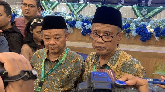 Ketua Umum dan Sekretaris Umum PP Muhammadiyah, Haedar Nashir dan Abdul Mu'ti menjelaskan tentang Muhammadiyah menerima izin usaha tambang, Minggu (28/7/2024) di Convention Hall Walida Dahlan, Unisa Yogyakarta.