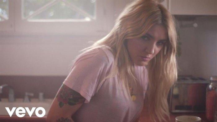 Julia Michaels