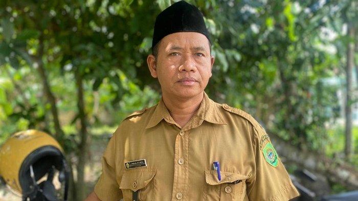 MASALAH TANAH: Lurah Bangunjiwo, Parja menyatakan pemerintah akan bantu Mbah Tupon menyelesaikan masalah tanahnya.