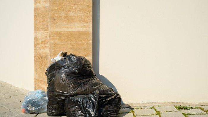 ILUSTRASI: Saat ditemukan korban sudah dalam keadaan tinggal kerangka manusia atau tulang belulang dan terbungkus trashbag warna hitam di rumah pelaku