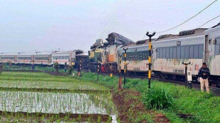Foto pascakecelakaan kereta api di Bandung, Jumat (1/5/2023) pagi, yang diambil oleh Jovanka, salah satu penumpang KA Turangga