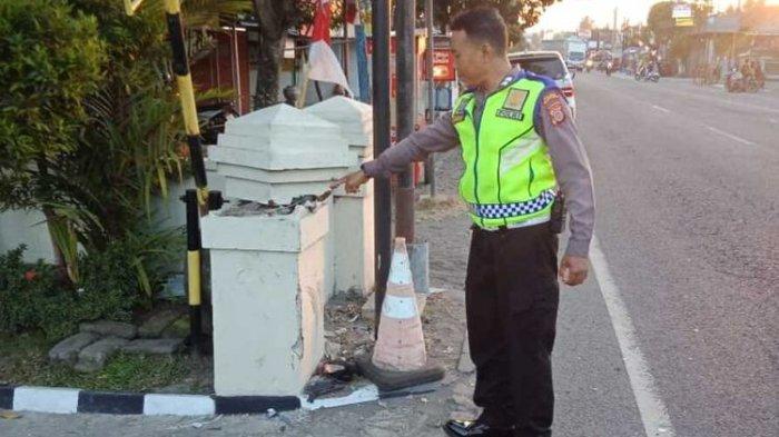 Pengendara motor meninggal dunia di rumah sakit setelah menabrak pagar Kantor Polsek Galur Kulon Progo