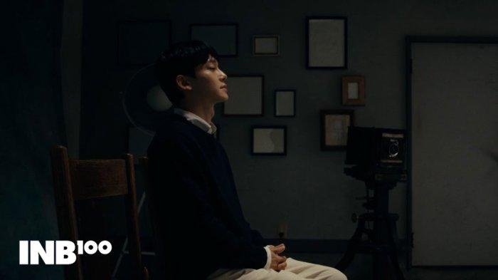 Lirik Lagu Empty Chen EXO dengan Terjemahan Bahasa Indonesia
