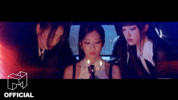 Lirik Lagu dan Terjemahan ODD EYE CIRCLE - Air Force One, I Sungan Da Let Go Dara dara dadada