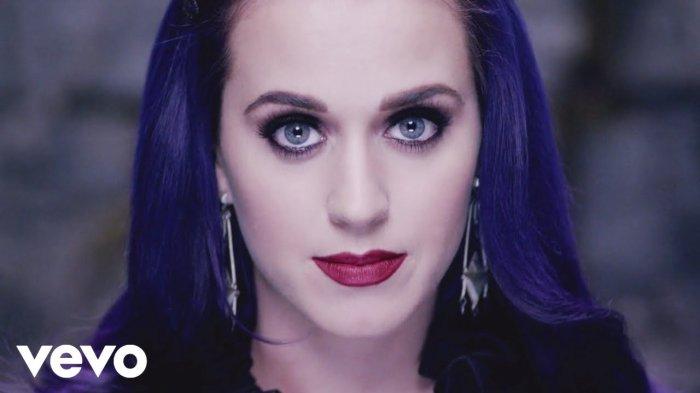 Lirik Lagu dan Terjemahan Wide Awake - Katy Perry, Viral TikTok