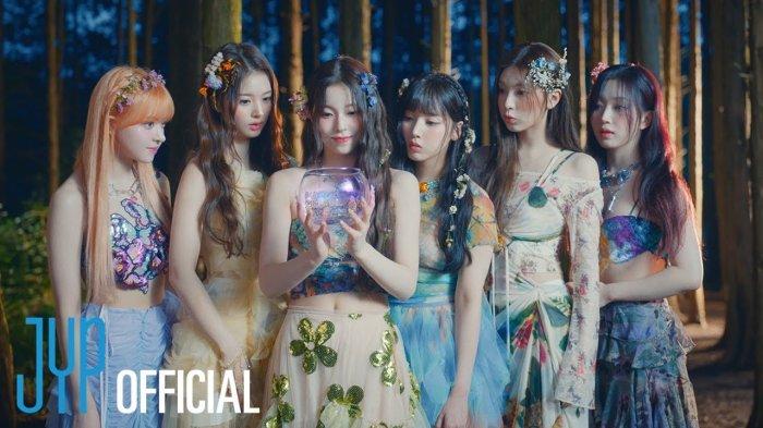 Lirik dan Terjemahan Lagu NMIXX - Party O'Clock, Beep-beep Jingling Jingling Trending YouTube