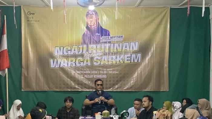 Ngaji Rutinan bersama Warga Sarkem yang diinisiasi Gus Miftah, Kamis (14/9/2023) malam