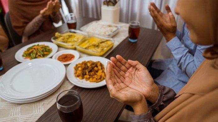 Puasa tasua dilaksanakan pada 9 Muharam atau Kamis (27/7/2023.

Sedangkan puasa asyura pada 10 Muharam atau Jumat (28/7/2023).