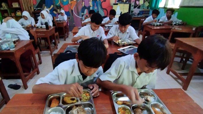 Antisipasi Inflasi, Pemda DIY Atur Menu Makanan Bergizi Gratis