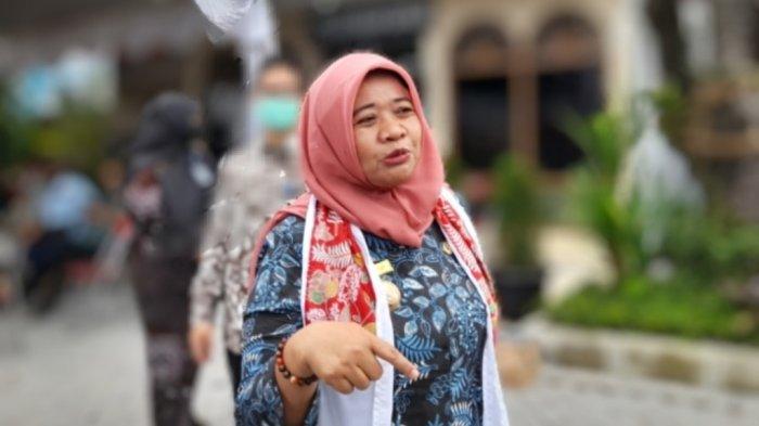 Bupati Sleman, Kustini Sri Purnomo, mendaftar ke PDI Perjuangan sebagai bakal calon kepala daerah di Pilkada Kabupaten Sleman 2024.