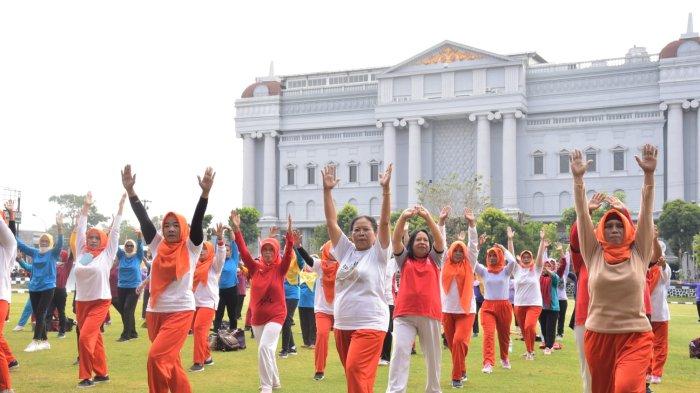 FOTO: Peringatan Hari Lanjut Usia Nasional Kabupaten Sleman, di Lapangan Denggung, Kabupaten Sleman, Selasa (30/8/2022).