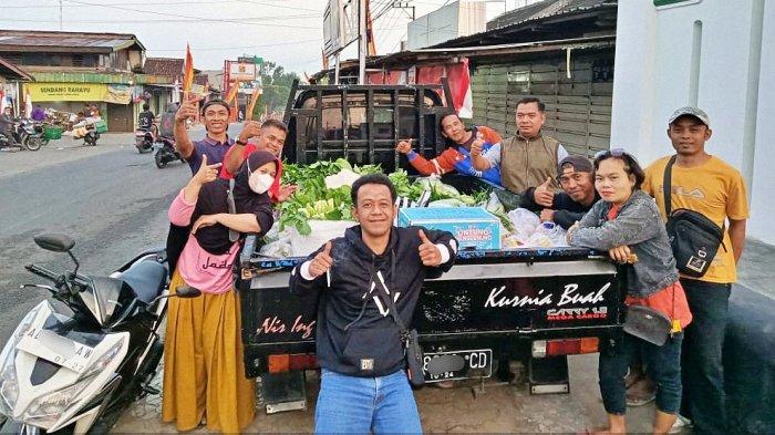 Persiapan pawai Merdekaride oleh Paguyuban Pedagang Sayur Pasar Semin Gunungkidul, Kamis (31/8/2023)
