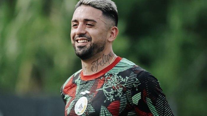 Playmaker PSS Sleman, Jonathan Bustos