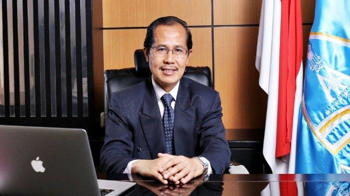 Rektor Universitas Alma Ata Prof. dr. H. Hamam Hadi, MS., Sc.D., Sp.GK