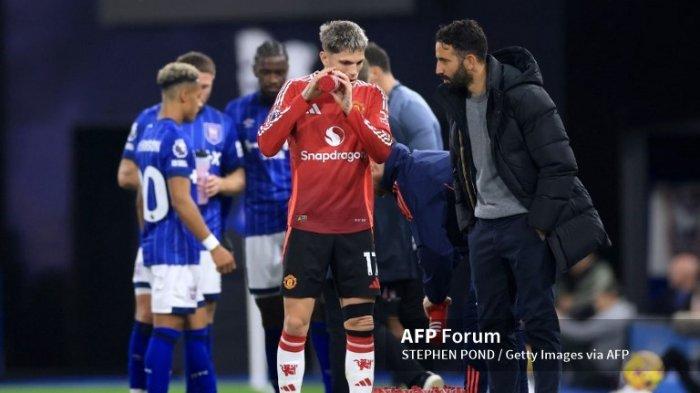 Ruben Amorim dan Alejandro Garnacho di Liga Inggris antara Ipswich Town vs Manchester United di Portman Road 24 November 2024