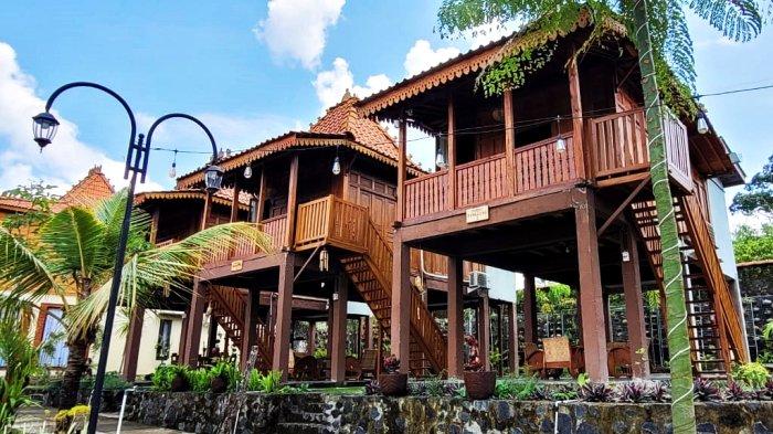 Rumah Panggung Sibu di Sibu Resto Jogja, Ngaglik, Sleman, DIY
