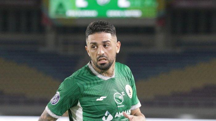 Pemain PSS Sleman, Jonathan Bustos, saat memperkuat Elang Jawa di Liga 1 2023/2024 lalu.