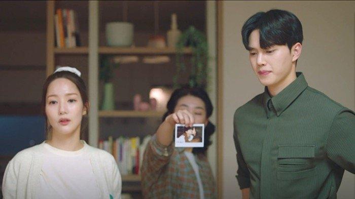 Drama Korea Forecasting Love and Weather