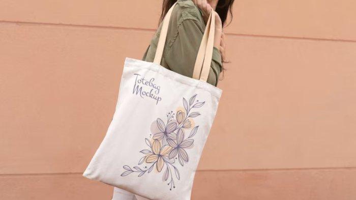 Tote bag mockup design outside
