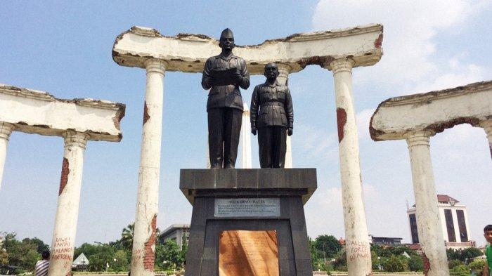 Tugu Pahlawan Monumen Pahlawan Surabaya