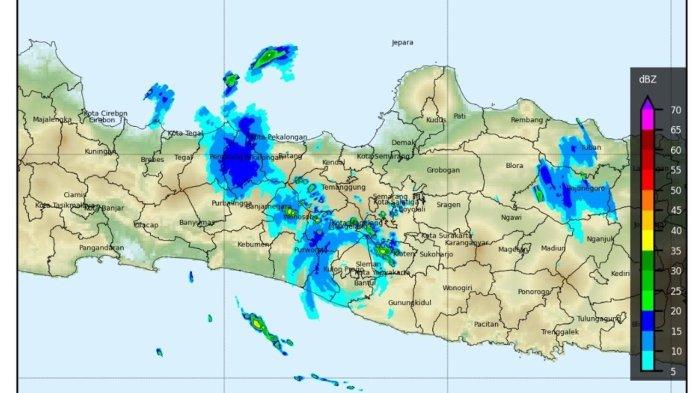 Citra Awan Hujan Melingkar Tak Mau Mendekat ke Yogyakarta, Netizen Sebut Wilayah Keramat