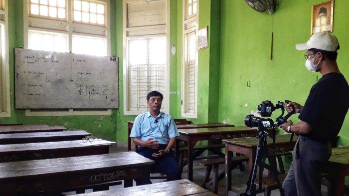 Interview dengan Wakasarpras SMK Taman Siswa Jl. Bintaran Wetan No. 13 Yogyakarta