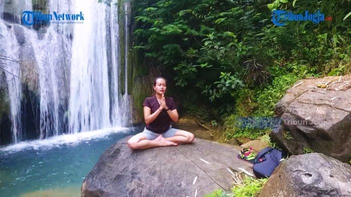 AIR TERJUN : Wisata Air Terjun Grojogan Sewu di Kulon Progo, Cocok untuk Healing