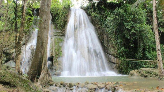AIR TERJUN : Air Terjun Randusari, wisata alam yang cocok untuk menikmati akhir pekan