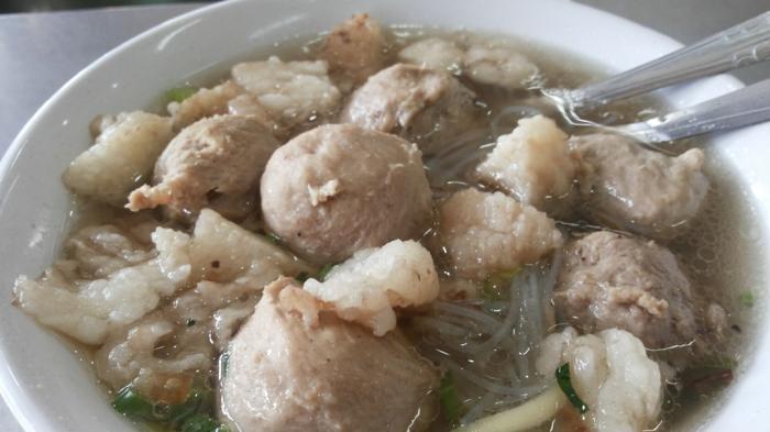ilustrasi bakso pak Teguh