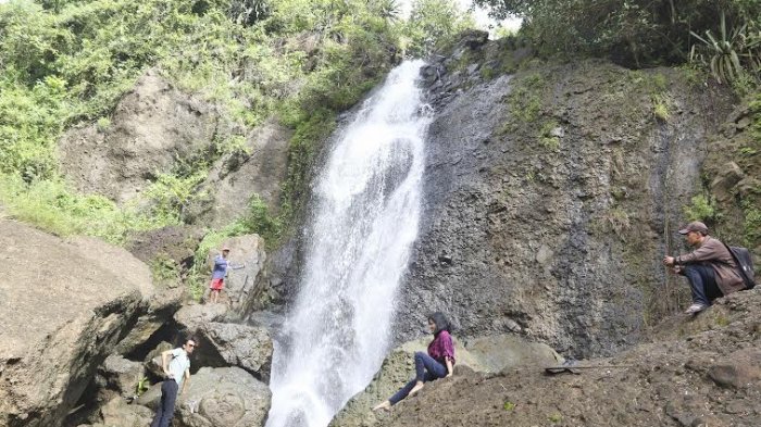 Air Terjun Banyunibo