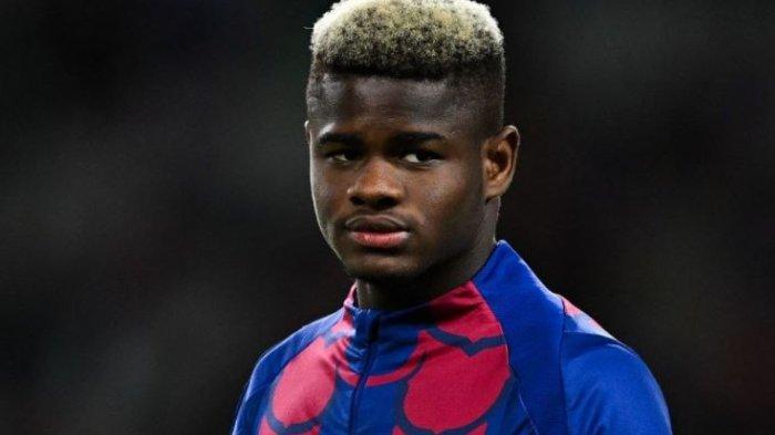 bek Barcelona Mikayil Ngor Faye