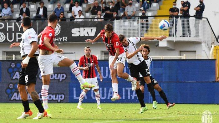 Daniel Maldini mencetak gol pertama dalam debutnya sebagai starter di laga Spezia vs AC Milan