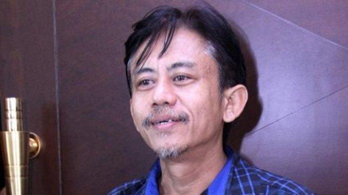 Epy Kusnandar dalam film Preman Pensiun