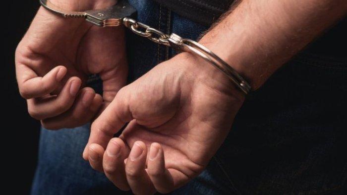 Arti Mimpi Ditangkap Polisi, Diborgol, Dipenjara Menurut Islam, Anda Merasa Terjebak
