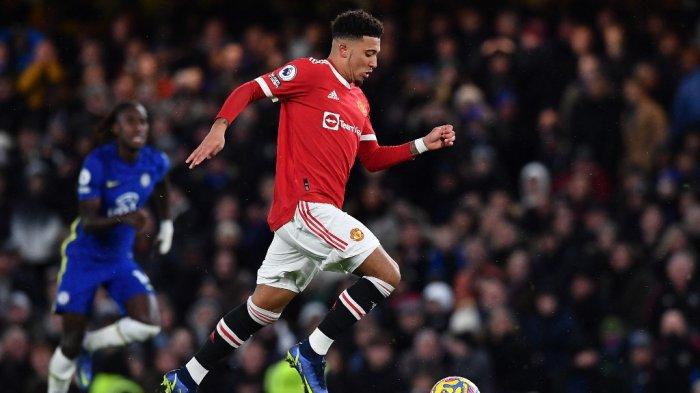 Jadon Sancho mencetak gol di Liga Inggris antara Chelsea vs Manchester United di Stamford Bridge di London pada 28 November 2021.