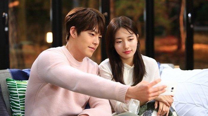 Kim Woo Bin dan Suzy dalam dramanya Uncontrollably Fond