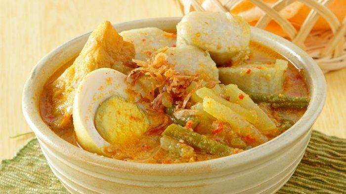 Lontong sayur Yogyakarta sarapan pagi