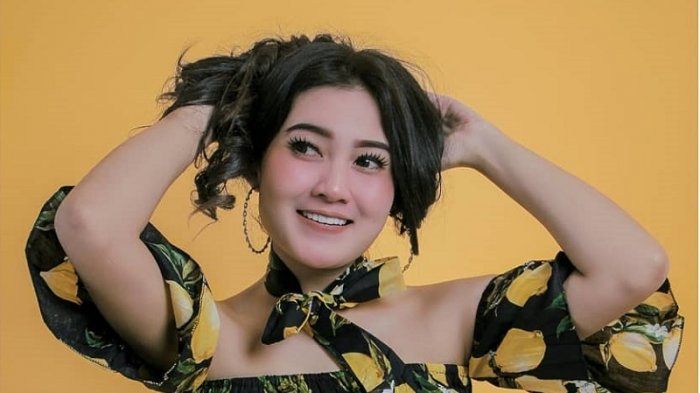 Nella Kharisma