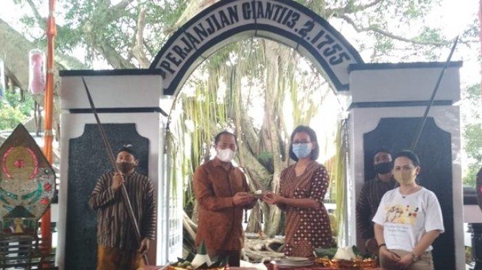 FOTO: Suasana peringatan 266 tahun Perjanjian Giyanti, di Dusun Kerten, Kelurahan Jantiharjo Karanganyar, Jawa Tengah, Sabtu (13/2/2021).