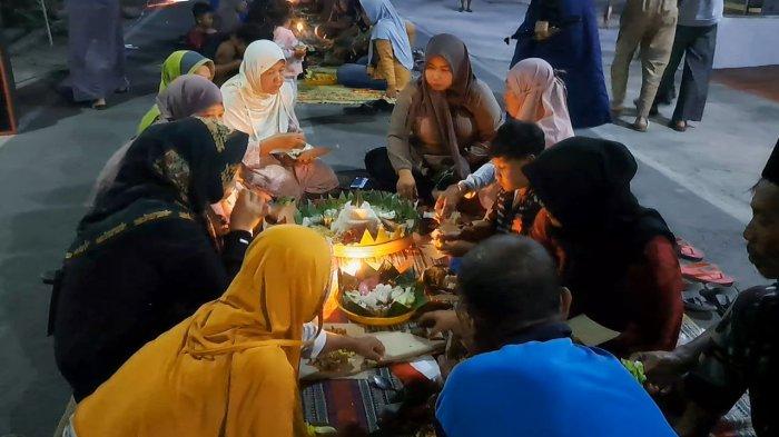 Malam Tirakatan 17 Agustus, yang digelar oleh masyarakat Desa Pakah, Kecamatan Mantingan, Kabupaten Ngawi, Jawa Timur, Rabu (16/8/2023).