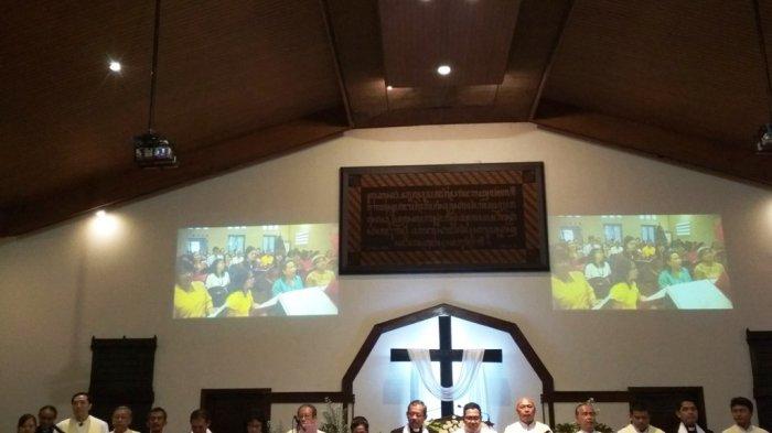 Umat Kristiani merayakan peringatan pekan doa sedunia (PDS) pada Rabu (22/1/2020) di Gereja Kristen Jawa Gondokusuman, Yogyakarta