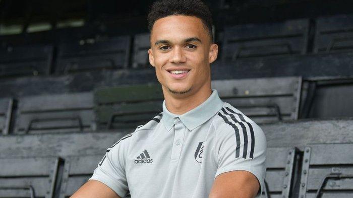 Antonee Robinson Fulham