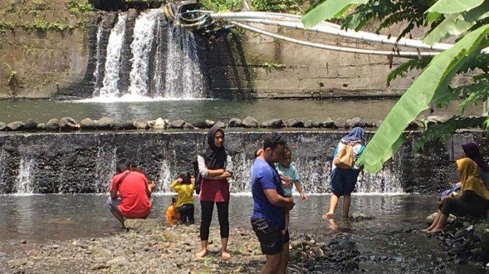 Suasana wisata pinggir sungai dan kuliner di Bromonilan dan pari sewu.