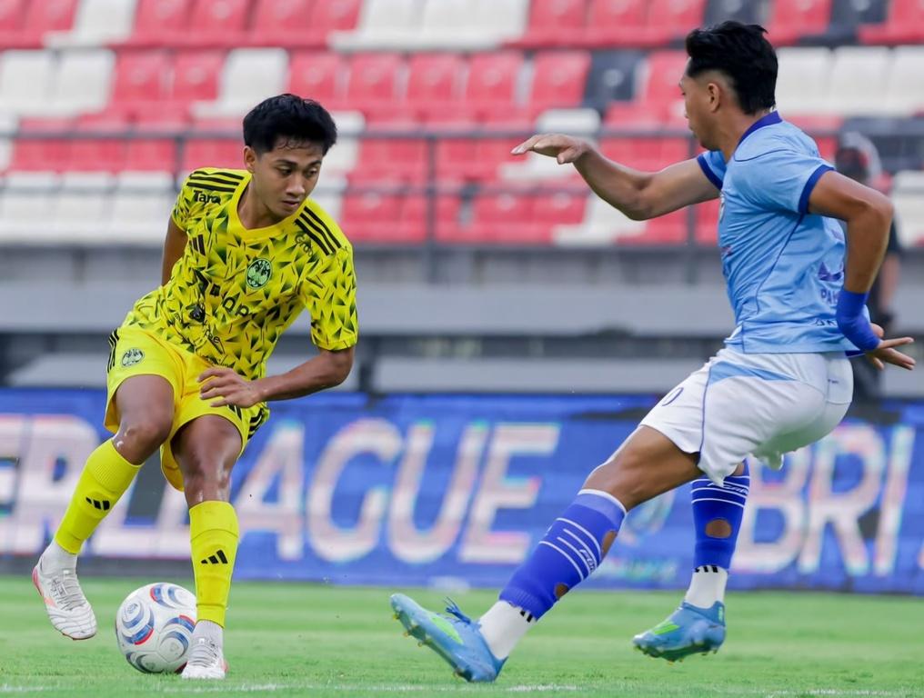 Guntur Cahyo Sesalkan Mandulnya Lini Depan Usai PSIM Ditahan Imbang Kalteng