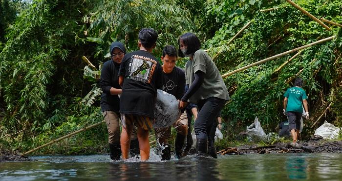 Kisah Fainta Susilo Tinggalkan Karier Demi Air