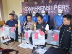 Sedang-Asyik-Main-Judi-Dadu-3-Orang-Diamankan-Petugas-Polres-Magelang-Kota.jpg