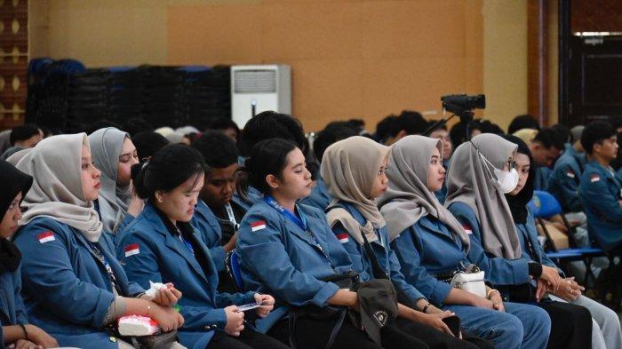 JELANG PENEMPATAN - 37 Kelompok Mahasiswa KKN UBT akan melaksanakan KKN di 37 desa pada 6 wilayah kecamatan di Malinau, Kalimantan Utara, Rabu (18/6/2025). KKN Dijalani Mahasiswa sekira 40 hari ke depan.
(TRIBUNKALTARA.COM / MOHAMMAD SUPRI)